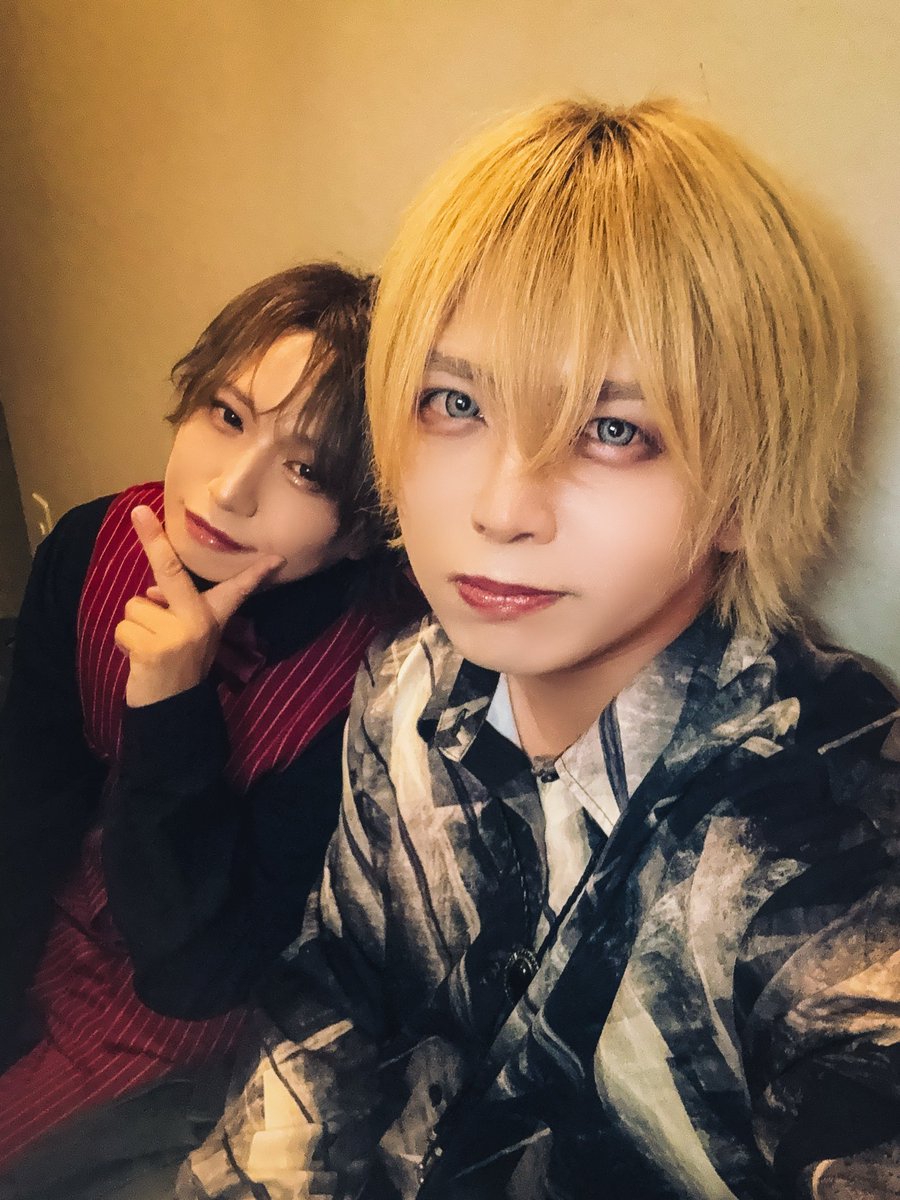 KuRo_RIR's tweet photo. アンフィル翔梧の
「一杯、付き合ってもらってもいいですか？」

初回ゲストで出演させて頂きましたー‼︎
LIVEと一味違う雰囲気で緊張してたけど
なんかめっちゃ楽しかった🍻

お越し頂いた皆様ありがとうございました
YouTubeでの公開をお楽しみに‼︎

#乾勝🍻 https://t.co/r0rDZUuT0B