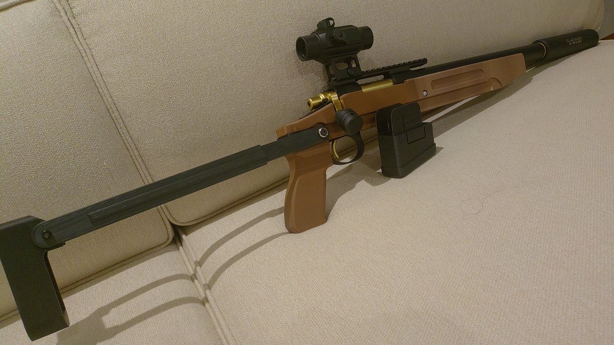 POUAmesho's tweet photo. TOZ-106　VSRコンバージョン
完成
ONEでも普通の10でも大丈夫
連休中にBoothに上げるので興味あれば
予価5000円
いや4980円にしようか

今回色々無理設計あるので粗は多いです。ストックはかっちりしてません。
サバゲーで使えるコスプレ用品と思っていただければ。。。 https://t.co/K13W3WgdQC