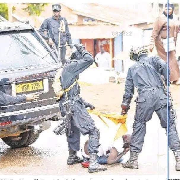 Jackf8ub's tweet photo. @francis_isano M7 MUST GO NOW. #HANDS OFF LUMBUYE  . https://t.co/Su28iYdKZm