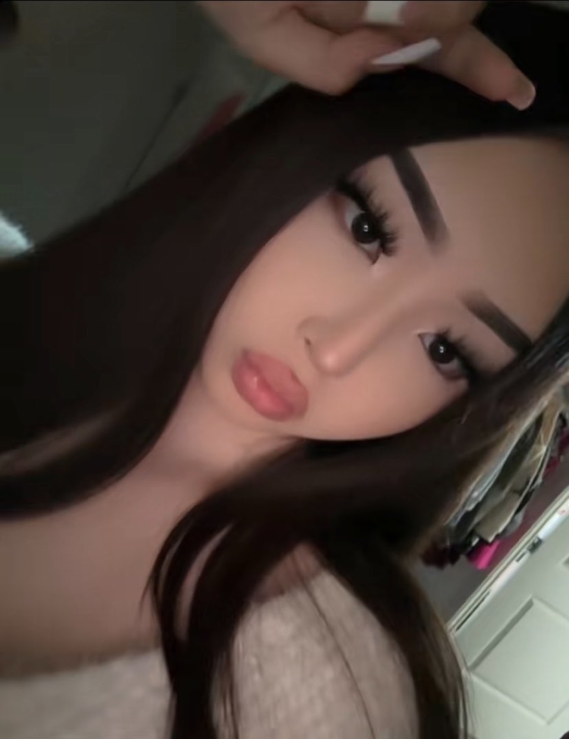 emilylifi's tweet photo. bored https://t.co/un0DaBDYnk