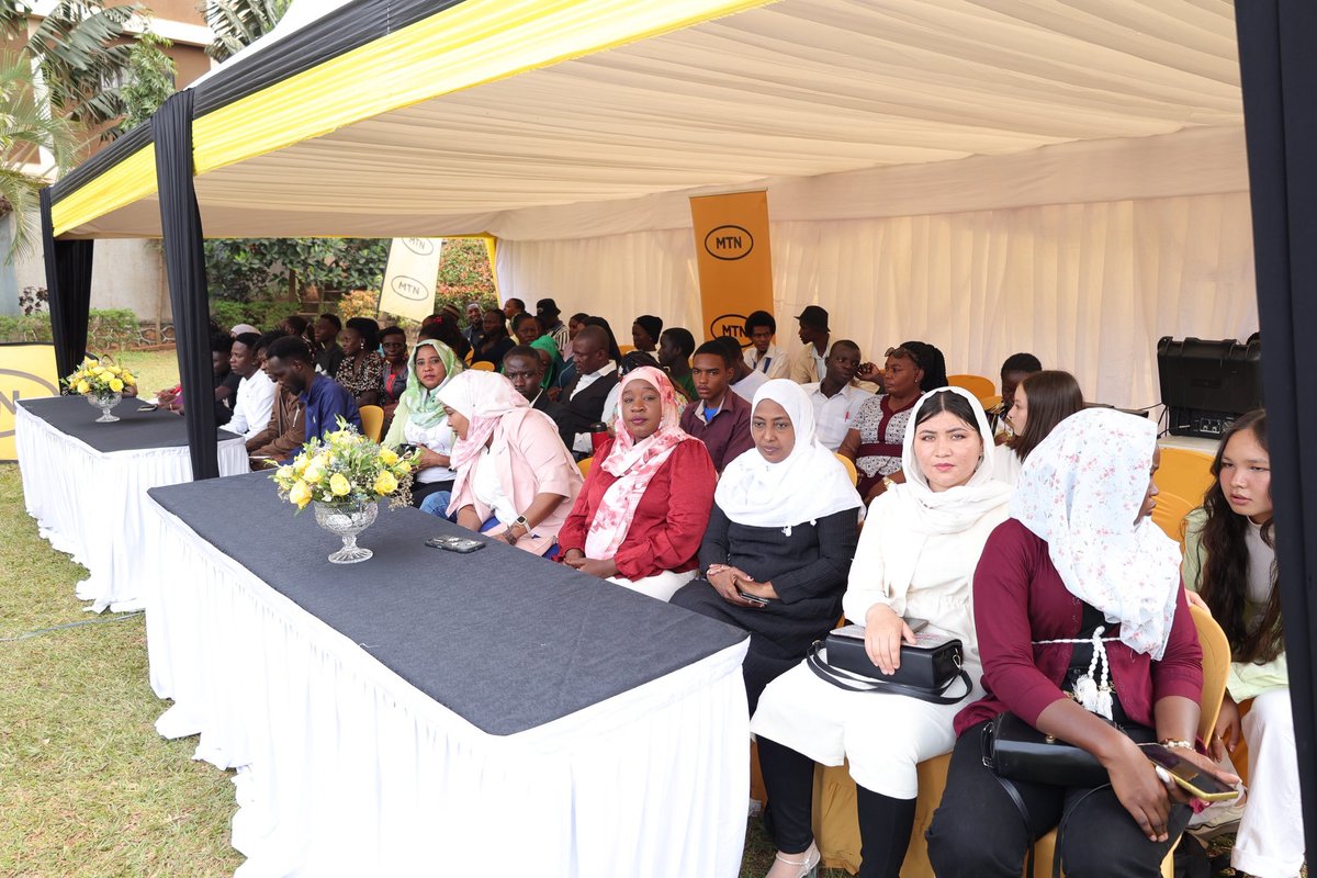 asiimireritah's tweet photo. Madinah is proudly stepping into her digitally empowered future. She believes in the capacity to learn and grow and looks forward to creating change &amp; opportunities in her community.  #MTNFoundation @mtnug @MaendeleoFdn
@rlabsuganda @mtnfoundationug

#DoingForTomorrowToday https://t.co/Rfm1L7YMCZ