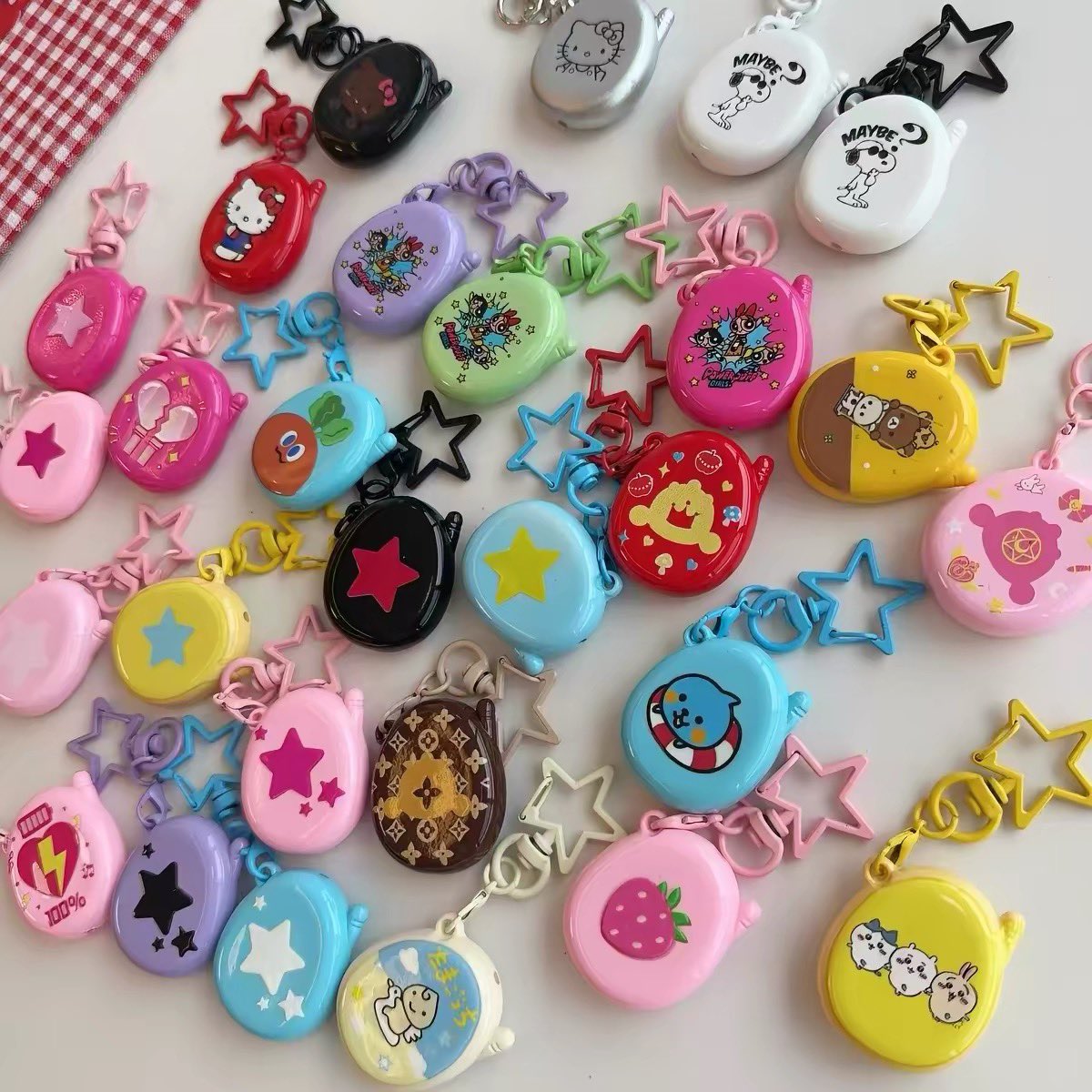 hellacela_go's tweet photo. .. open pre— order TvT by @hellacela_go 🍎 

𖦹﹏<  ꒱ . tamagochi-style keychains! (20+ type)

💵 : Rp27.000/each (kotor china)
❌ : Tax and Warehouse
📍 : Surabaya, Jawa Timur
📆 : Close PO 24 September 2026

Join GO (Line): https://t.co/JKQ10t29vo trinket bagcharm keychain https://t.co/hIVa5oULfA