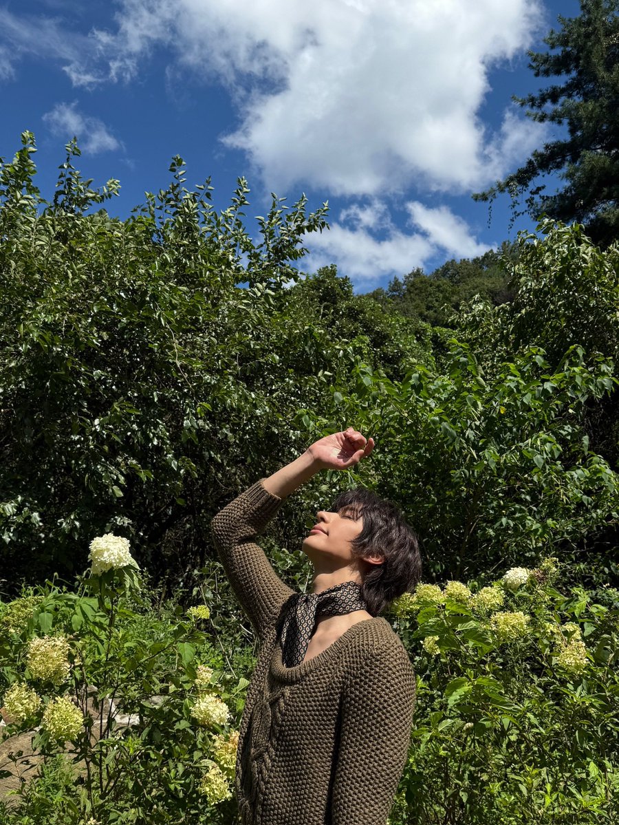 riize_archives's tweet photo. 260918 #ANTON riize_official instagram

shoot day ☁️ https://t.co/hjqyPi1lZq