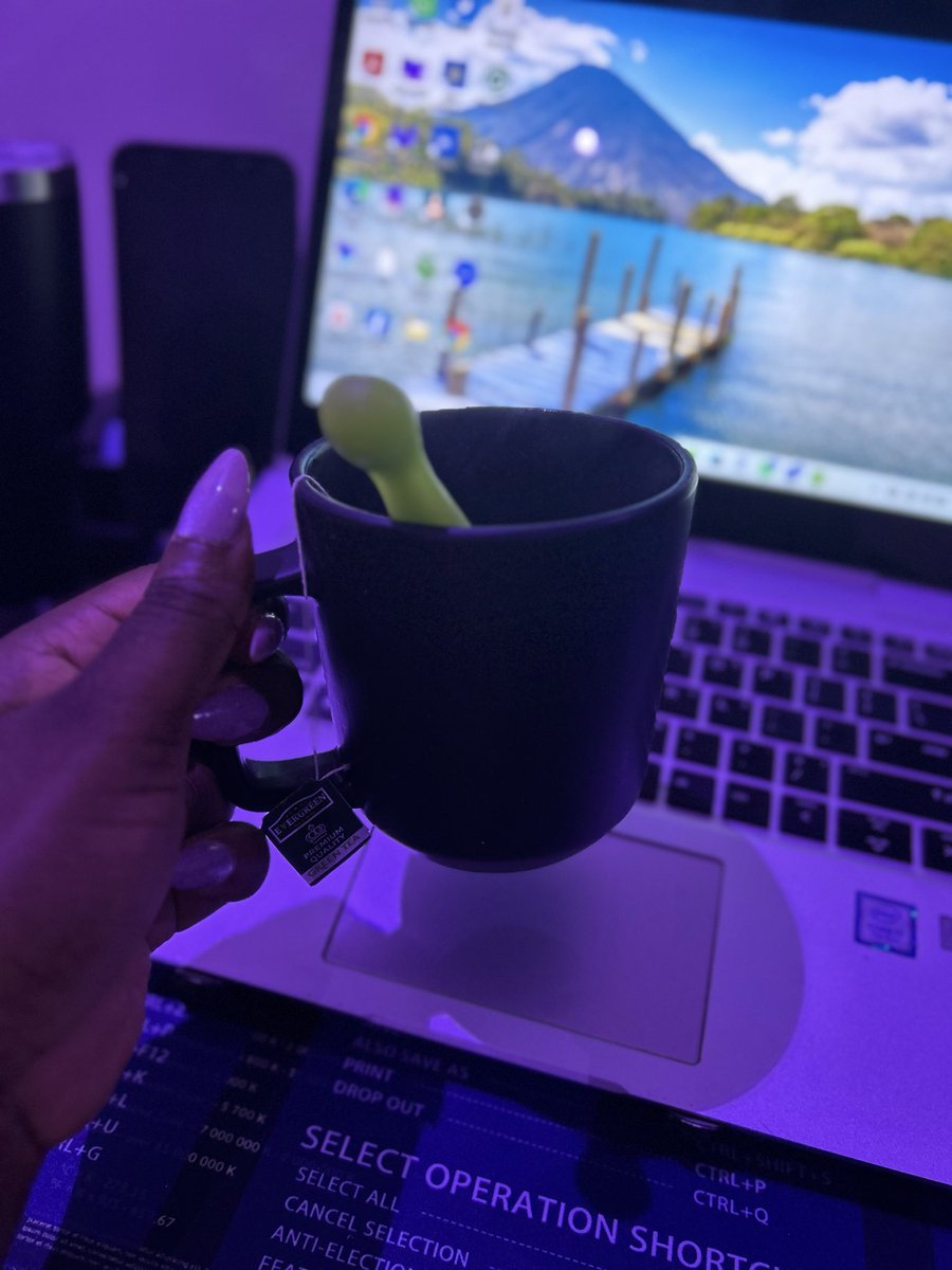 APL_Salma's tweet photo. Take a breath. Appreciate what you accomplished this week, even the small wins.

Then rest. Monday will come soon enough. 

Happy Friday! https://t.co/4C3W0nUqjK