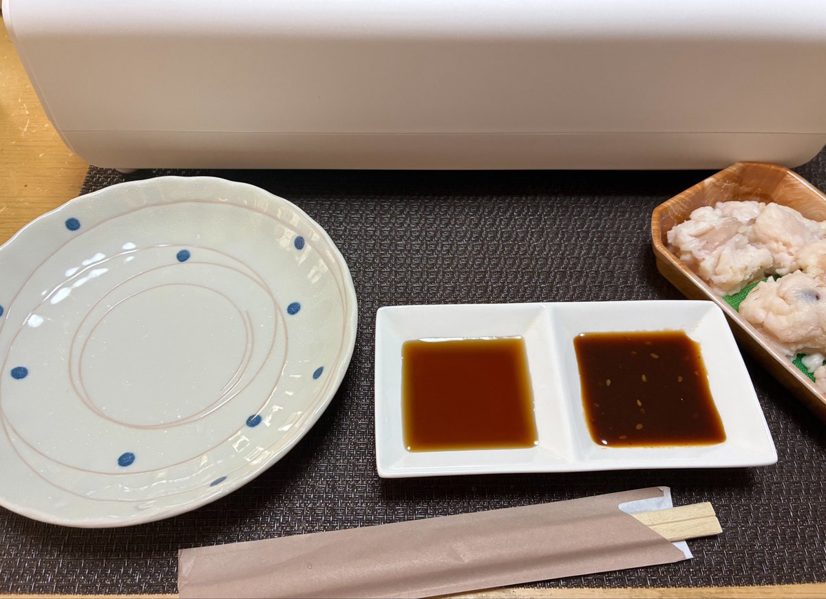 halugohan's tweet photo. よし！明日からシルバーウィークだ☺️ということで焼肉で酒を飲むぞ〜！

あまりは明日のおかずに🙌
それでは酒と共に頂きます🥃 https://t.co/1SRbhhl7iw