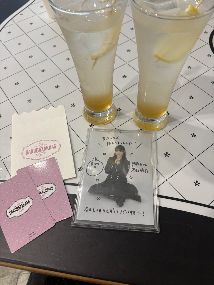 Kzm_4646's tweet photo. お久しぶりです

そういえば先週ぐらいに東京行ってました

楽しかったです

バクラはスルーで次はアニラかな https://t.co/71xGfWAVTi