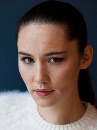 Ladieswhotrek's tweet photo. Happy birthday to Christina Chong! Heartwarming fact: At 14, she got into prestigious Italia Conti, but her mom couldn't afford the fees. She sent local businesses a folder of Christina's dance certificates and press clippings seeking sponsorship. A charity stepped in. 🥹 https://t.co/WsVI2OuVGa