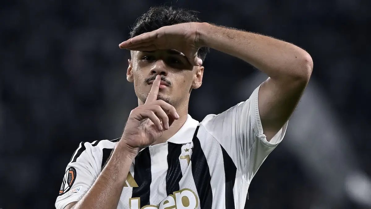 BaridonMarco's tweet photo. Quando Spalletti disse “#Alajbegovic crea lo shock temporale, dà la scossa forte e valorizza la giocata che pensa”

In #JuveNEC la dimostrazione. 1 tiro-1 gol, 16 passaggi su 16 (100% precisione), 2 dribbling su 2, 1 solo pallone perso

Coinvolto di più, diventerà determinante. https://t.co/rslXNMUBAa