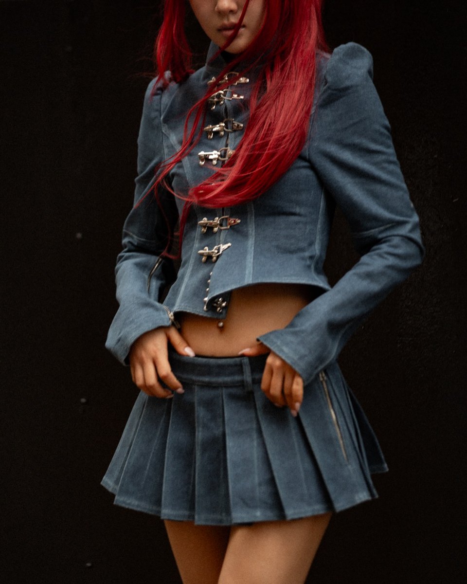 yvesupport's tweet photo. Yves @ London Fashion Week https://t.co/y8dJYYLIyC