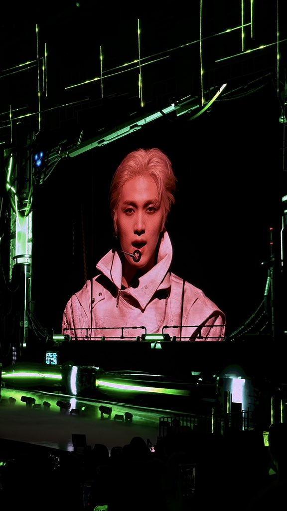 ttrisukoll's tweet photo. อีเหี้ย แฮชานผมทองงงงงงงงง

#NCT127  #THE_REDLINE #NCT127_5TH_NEOCITY_THE_REDLINE #NCT_10TH_ANNIVERSARY https://t.co/fB5YiwxJx2