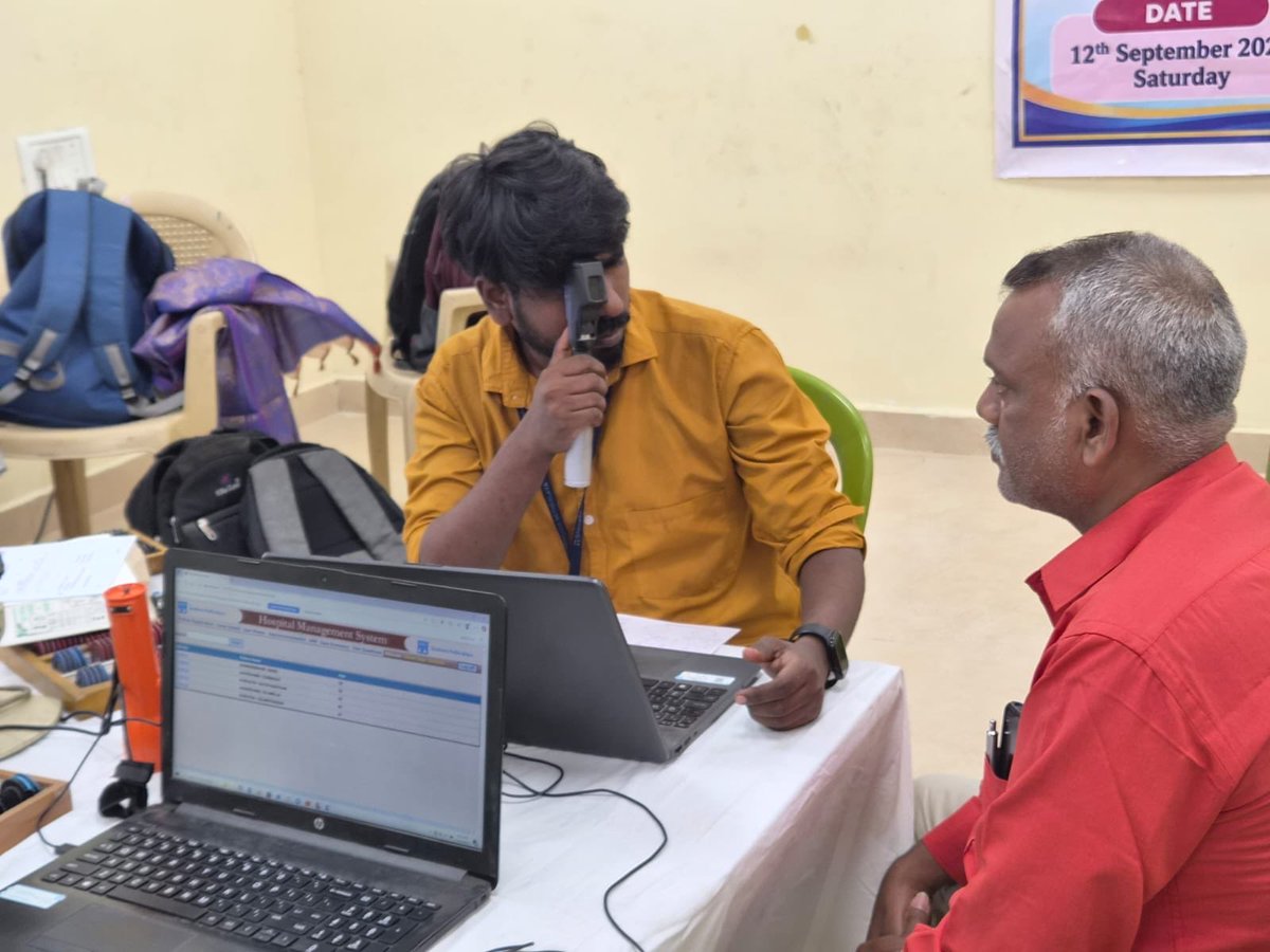 MadrasYmca's tweet photo. YMCA Tondiarpet Branch, in association with Sankara Nethralaya, organised a Free Eye Camp, benefiting 78 members. A meaningful initiative promoting eye health and community well-being.

#YMCA #EyeCare #CommunityService https://t.co/htwpfK9Kr0