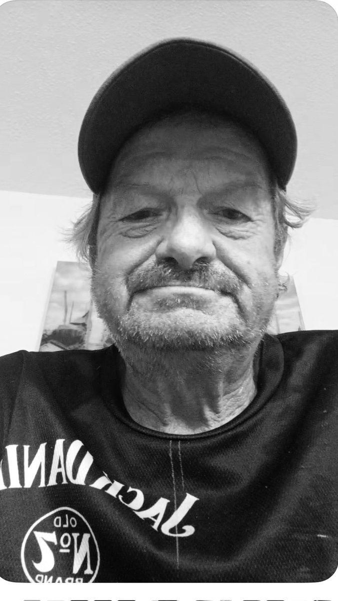 byron21963's tweet photo. Good morning ft for $15 please 😭😭😭😭😭😭😭😭😭😭😭 #horny #buyingcontent https://t.co/gDb6wZwYoL