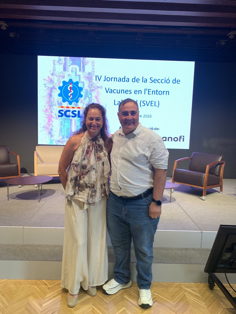 Seprascc's tweet photo. @SCSLaboral Els infermers/eres del Treball, Carmen Torres i Sergio Escuredo, han assistit a la jornada en representació de SePrA. La infermera Carmen Torres, com a vicepresidenta de l'@SCSLaboral, serà l'encarregada de fer el tancament de l'esdeveniment. https://t.co/CFcLiAWP8z