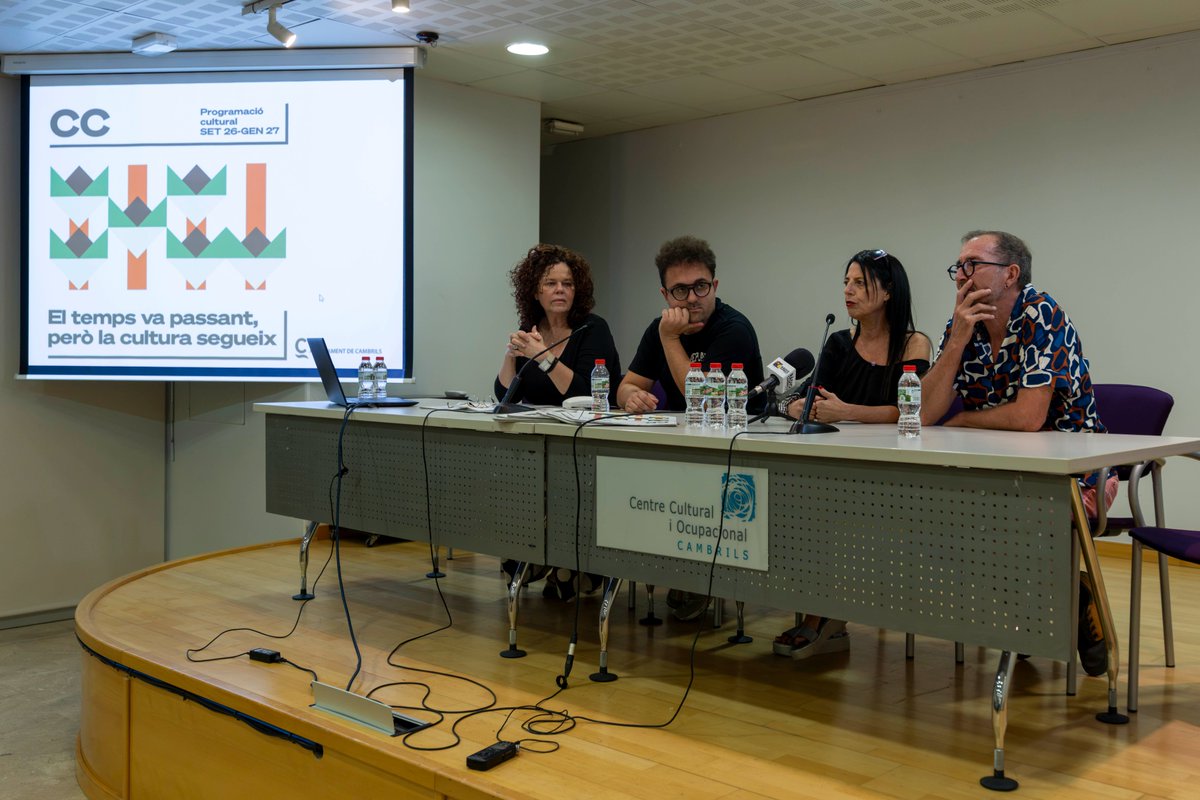 ajcambrils's tweet photo. CULTURA | 🎭 #Cambrils presenta nova temporada cultural amb més de 100 propostes de setembre a gener.

1️⃣ També s’ha inaugurat l’obra “Sota el pont, teoria i pràctica d’arquitectura moderna” de Josepe Gil, en el marc del cicle "Art al Hall".

👉 https://t.co/JDSjhh3iOF https://t.co/ACF7vSyW98