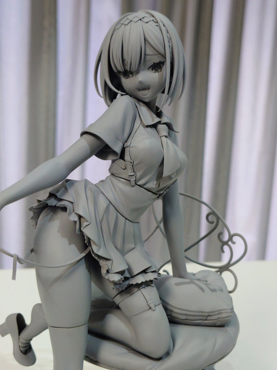 Famishin's tweet photo. 今週ですが、アリスグリントさんで制作中のフィギュアの原型とデコマスを監修させていただきました！
完成がとても楽しみです👏
#天使騒々 https://t.co/35tD1wGlAf