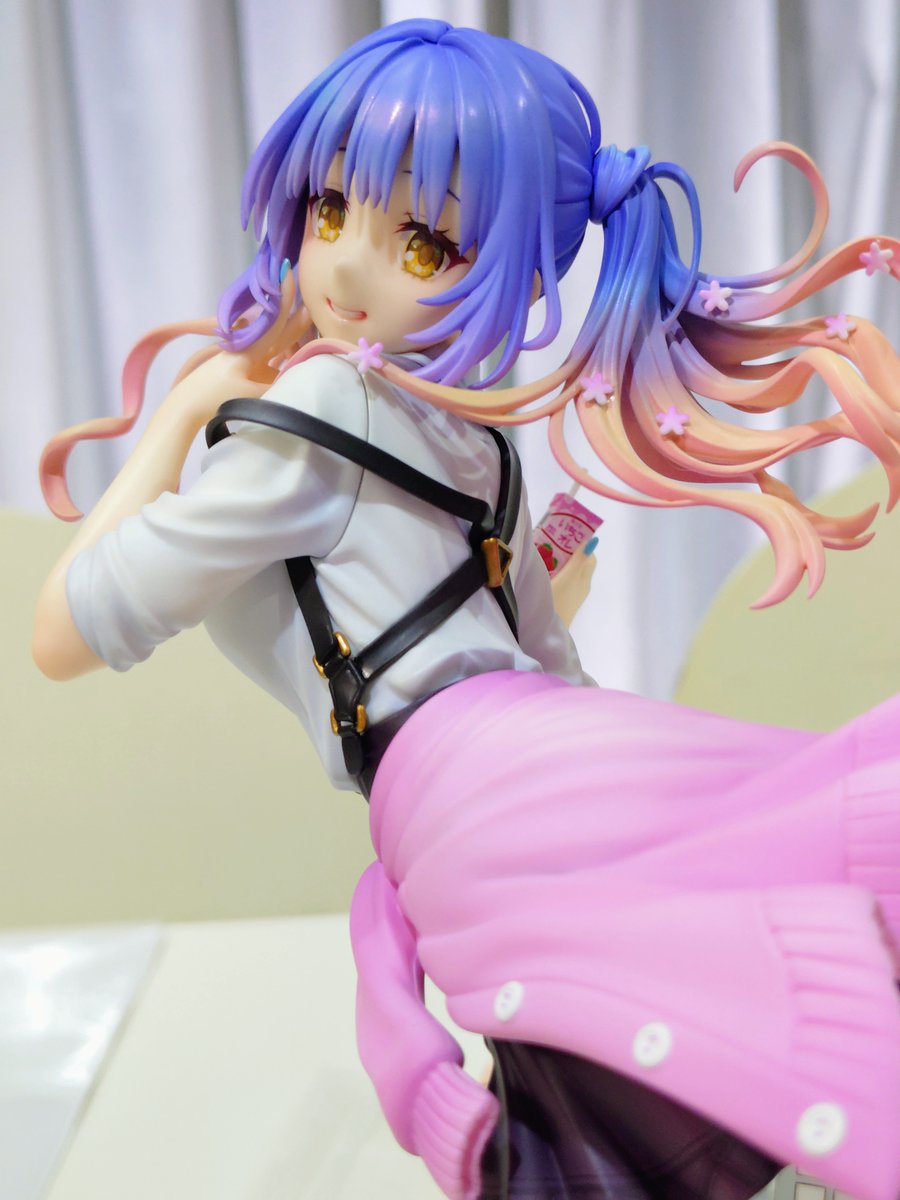 Famishin's tweet photo. 今週ですが、アリスグリントさんで制作中のフィギュアの原型とデコマスを監修させていただきました！
完成がとても楽しみです👏
#天使騒々 https://t.co/35tD1wGlAf