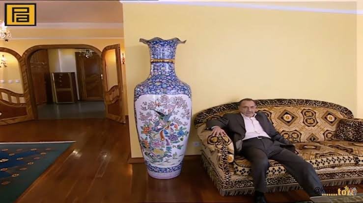 sabolalas's tweet photo. Kıza dalganın resmini atarken perspektif ayarını fazla kaçırınca https://t.co/eaOi5Jeuzd