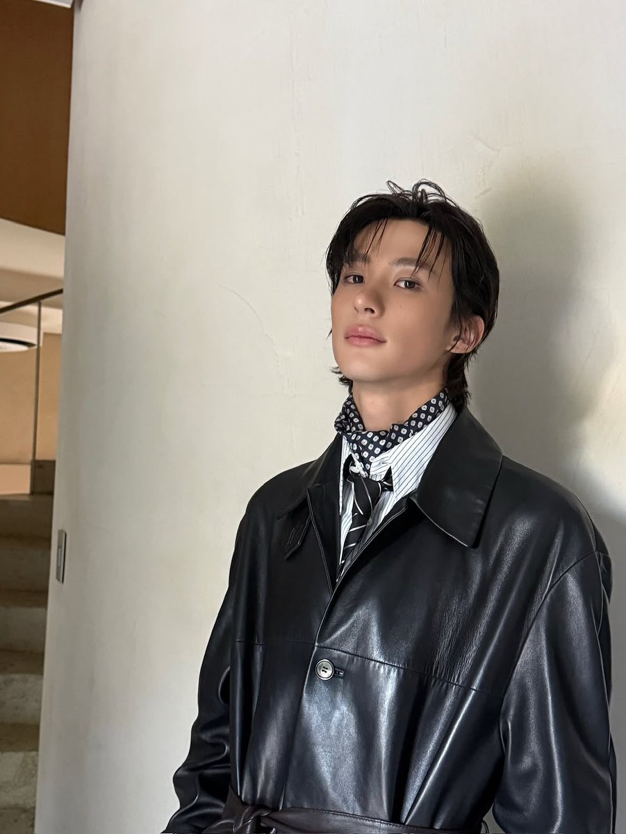 uji_vely's tweet photo. 톤로랑왕자님때문에 할말잃음💗

#라이즈 #RIIZE #ライズ
#ANTON #앤톤 #찬영 #アントン 
#ANTONxYSL #ANTONxSaintLaurent https://t.co/b1JHwp6WIe