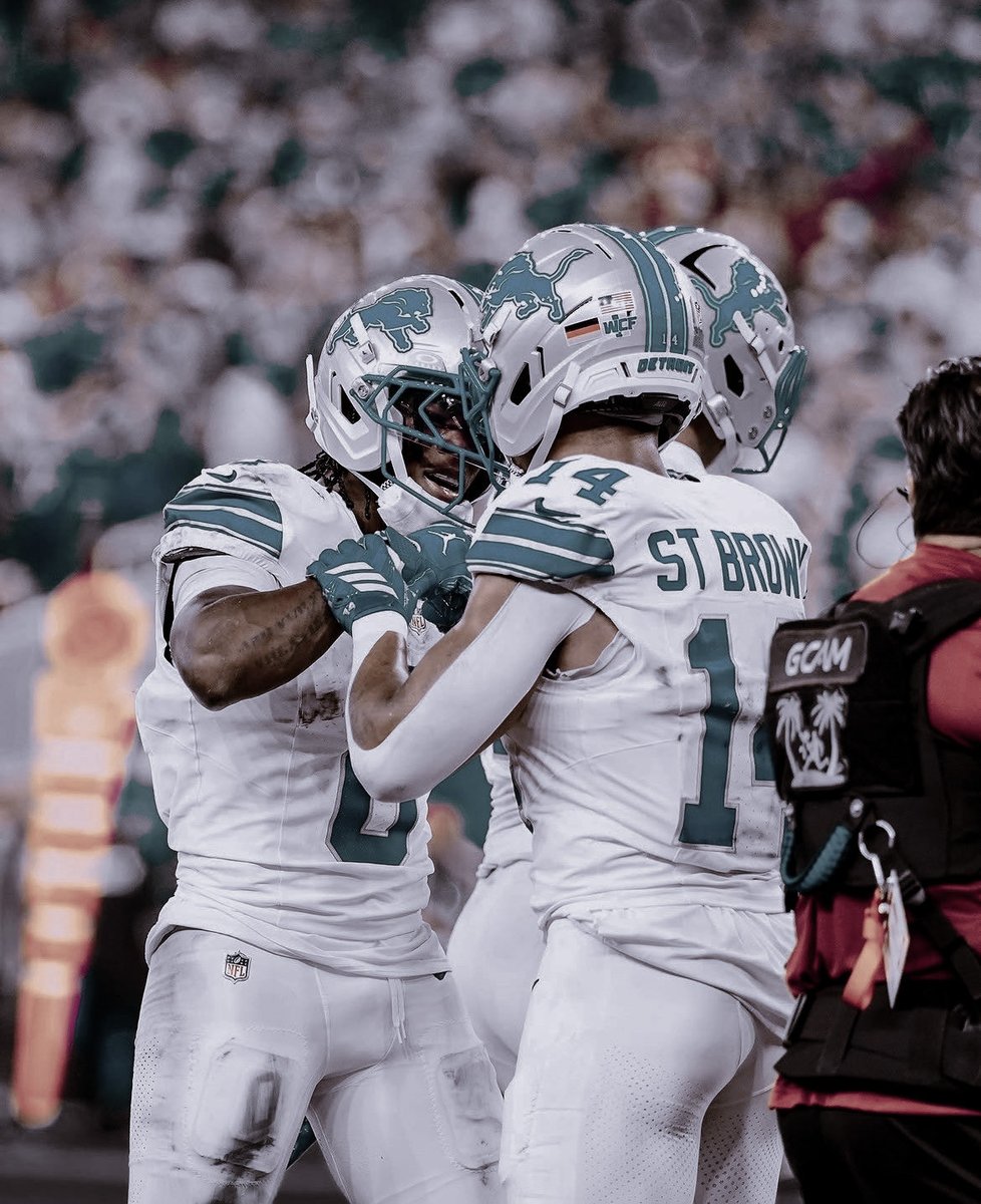 sonicelusive's tweet photo. just one of those games where we let our opposition up the score on us too many times before we got back in the game. losing to a good team isn’t bad, but we have to make sure we don’t make it a habit. 

         𝐋  -  [ 𝟑𝟏 - 𝟒𝟏 ]

🏈. https://t.co/8qMsTT9wGB