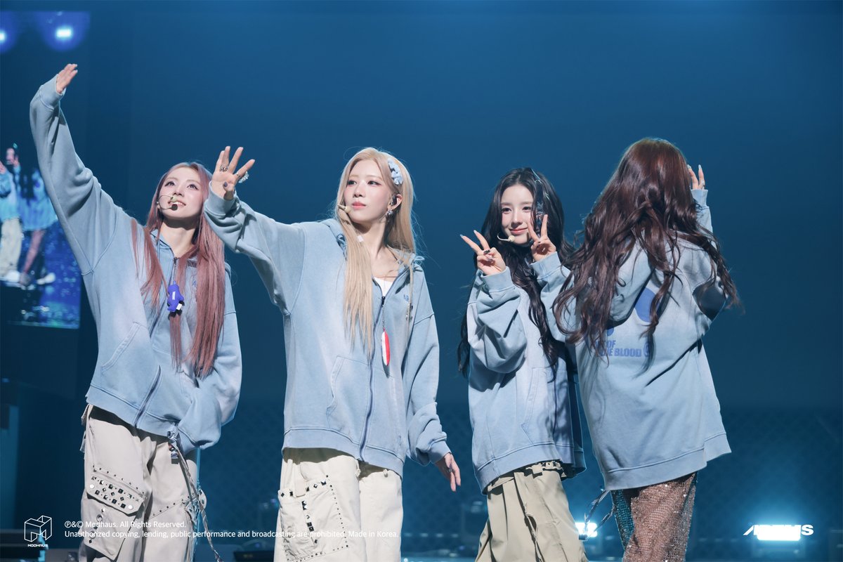 official_artms's tweet photo. [ARTMS] 탐험일지 ㅣ ART OF BLUEBLOOD in Seoul Day1 포토 비하인드

🔗https://t.co/Z8ZsiMuq31

#ARTMS #아르테미스 https://t.co/gcMlYOpXAR