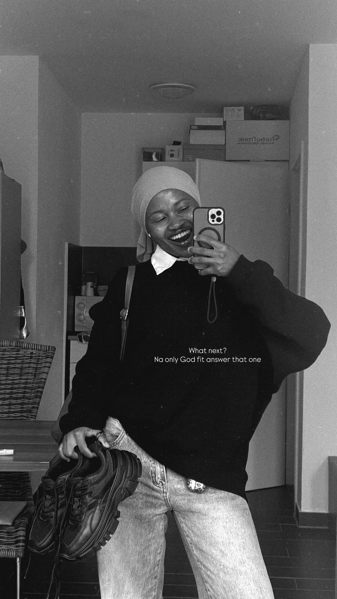 qaozy's tweet photo. Tired, excited, anxious…but I finally defended my second masters thesis. Whew! https://t.co/ROqgy9VBua