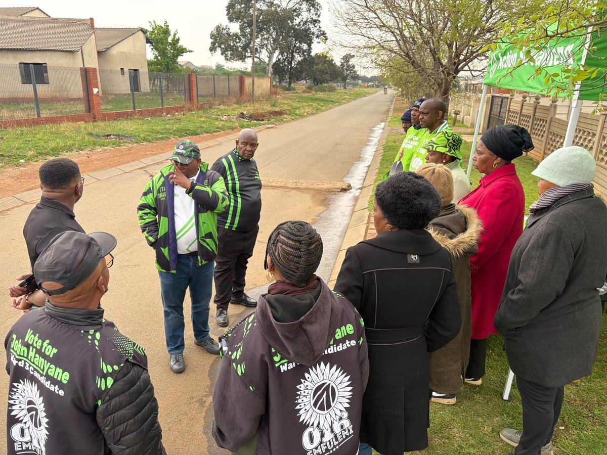 ActionSA_GP's tweet photo. Over 28 million DOWN THE DRAIN in this project ko Boipatong. The PC @Funzi_Ngobeni appreciates the @PublicProtector for keeping us updated on the investigations also happy that the DPCI has taken over the investigations. Emfuleni can't be a crime scene anymore ActionSA is here https://t.co/XXy2HIMVFh