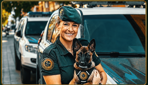 guardiacivil's tweet photo. #PatronaGC26 | 🚔Demostración de Procedimientos de Actuación

👉 Día 1 de octubre
🕰️horario de 17:30 a 19:00 h
🏢Plaza de Toros de #JerezdelaFrontera #Cádiz

👉 Día 2 de octubre
🕰️ Horario de 17:30 a 19:00 h
🏢 Muelle Ciudad #Cádiz
Acceso libre hasta completar aforo.

¡Te esperamos!
ℹ️ Puedes consultar nuestro programa de actos en el siguiente enlace👇

https://t.co/dF46GwLe0y