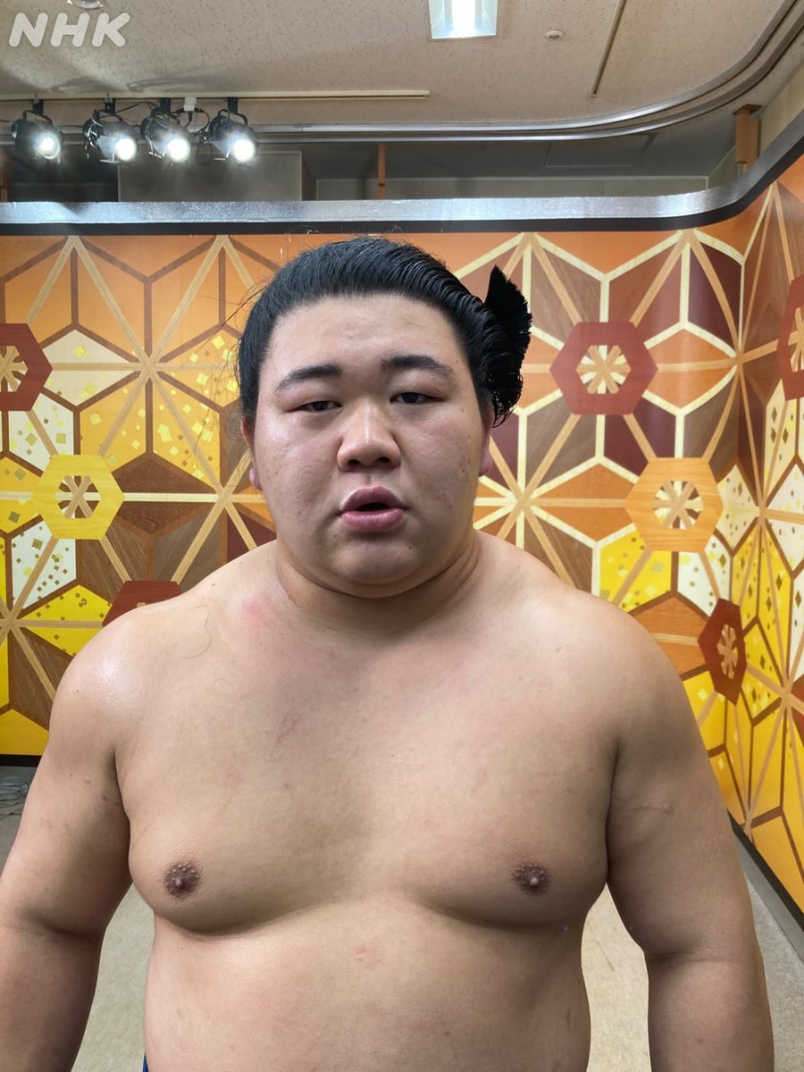 NhkSumo's tweet photo. 新関脇 #藤ノ川 が殊勲の星⭐

過去2戦2敗の大関 #安青錦 から初白星！
「組んでも引かないと心に決めていた」

持ち味を発揮した取組は↓
https://t.co/1ORgEVdsUk

インタビューは↓
https://t.co/syaoAA4Vuc

#sumo https://t.co/uBGuWcw6OB