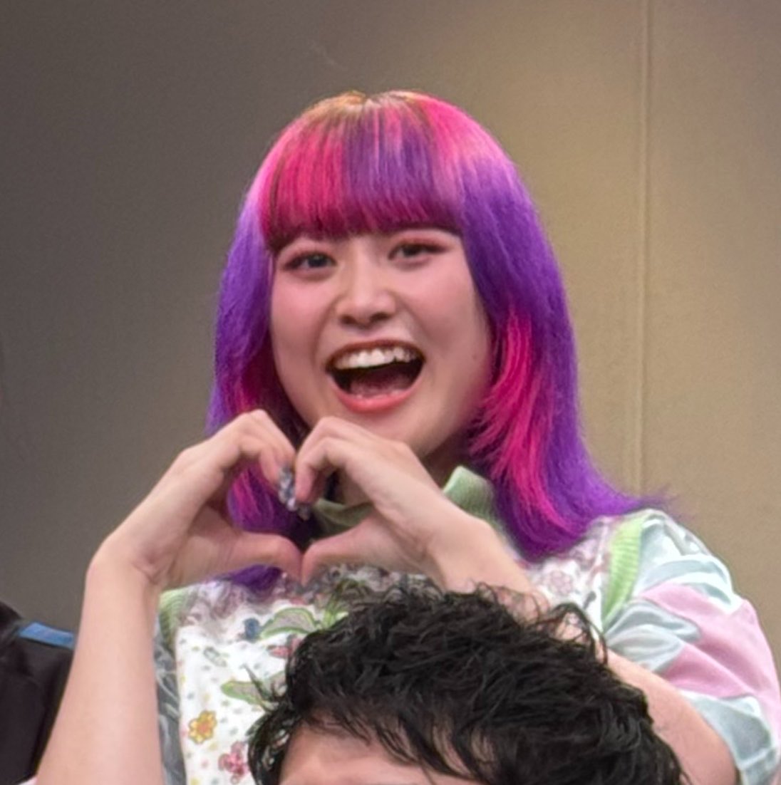 _myideals_'s tweet photo. 📍#神保町翔
 MCイワサキってガチでサイコー🎶ネタもサイコー🎶
とりせん㌠のネタYouTubeで見てから生でも見たい！て思ってたやつだったししかも進化していた！面白かったー！
大王はネタはもちろんやっぱ平場が強すぎる、コーナーおもしろすぎたなあ
4枚目みんなニコニコでかわいいので見て😽 https://t.co/fBEl1E39PJ