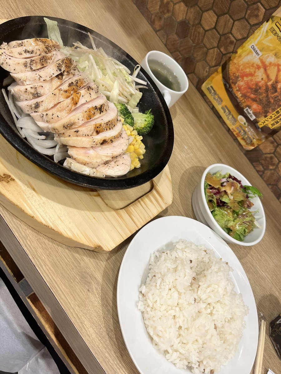 KevinK1950's tweet photo. やっぱチキンが最高なんですわ https://t.co/Ifu8u8lK6d
