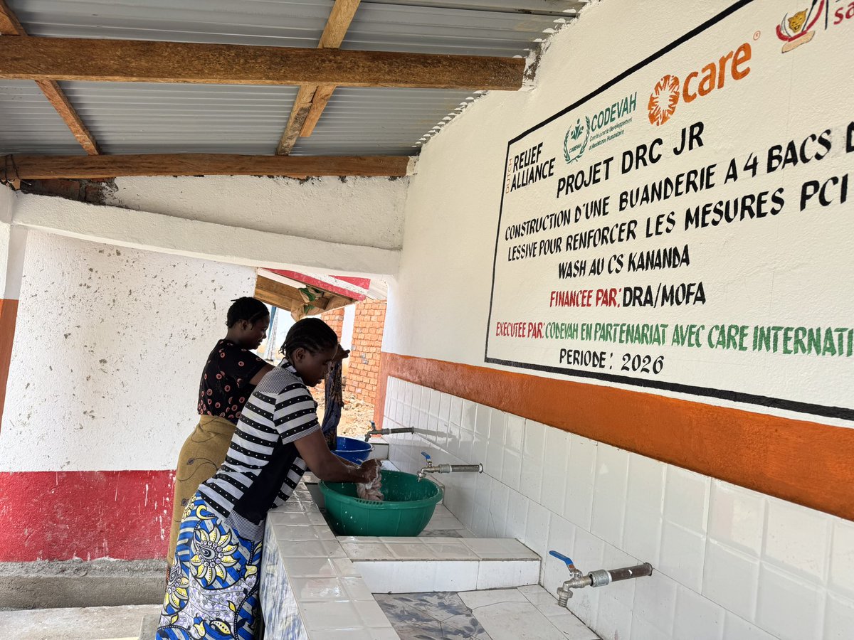 codevah's tweet photo. A Kananda, dans le territoire de #Fizi, @codevah a construit une buanderie équipée de 4 bacs de lessive au Centre de Santé, contribuant au renforcement de la #PCI et à l’amélioration des conditions d’hygiène pour des soins plus sûrs.
#care https://t.co/vXIaoT3lE0