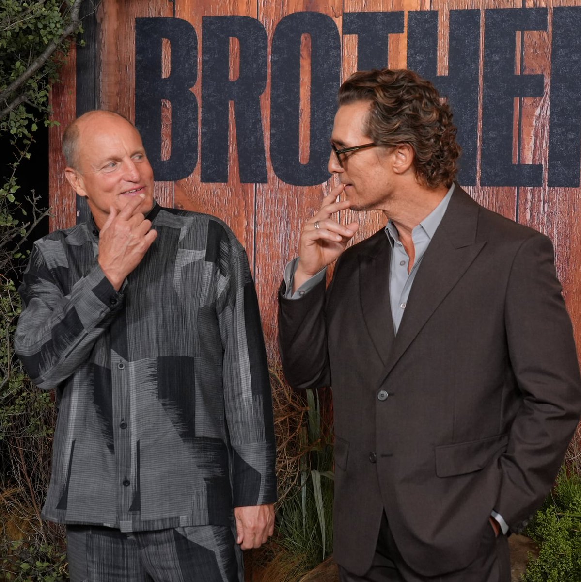 MTNbreaking's tweet photo. Matthew McConaughey and Woody Harrelson at the LA premiere of their Apple TV comedy-drama series 'Brothers', releasing on September 23, 2026.

They play fictionalized versions of themselves who realize they may be biological brothers after their mothers reveal a past connection. https://t.co/Ban5JK5OkF