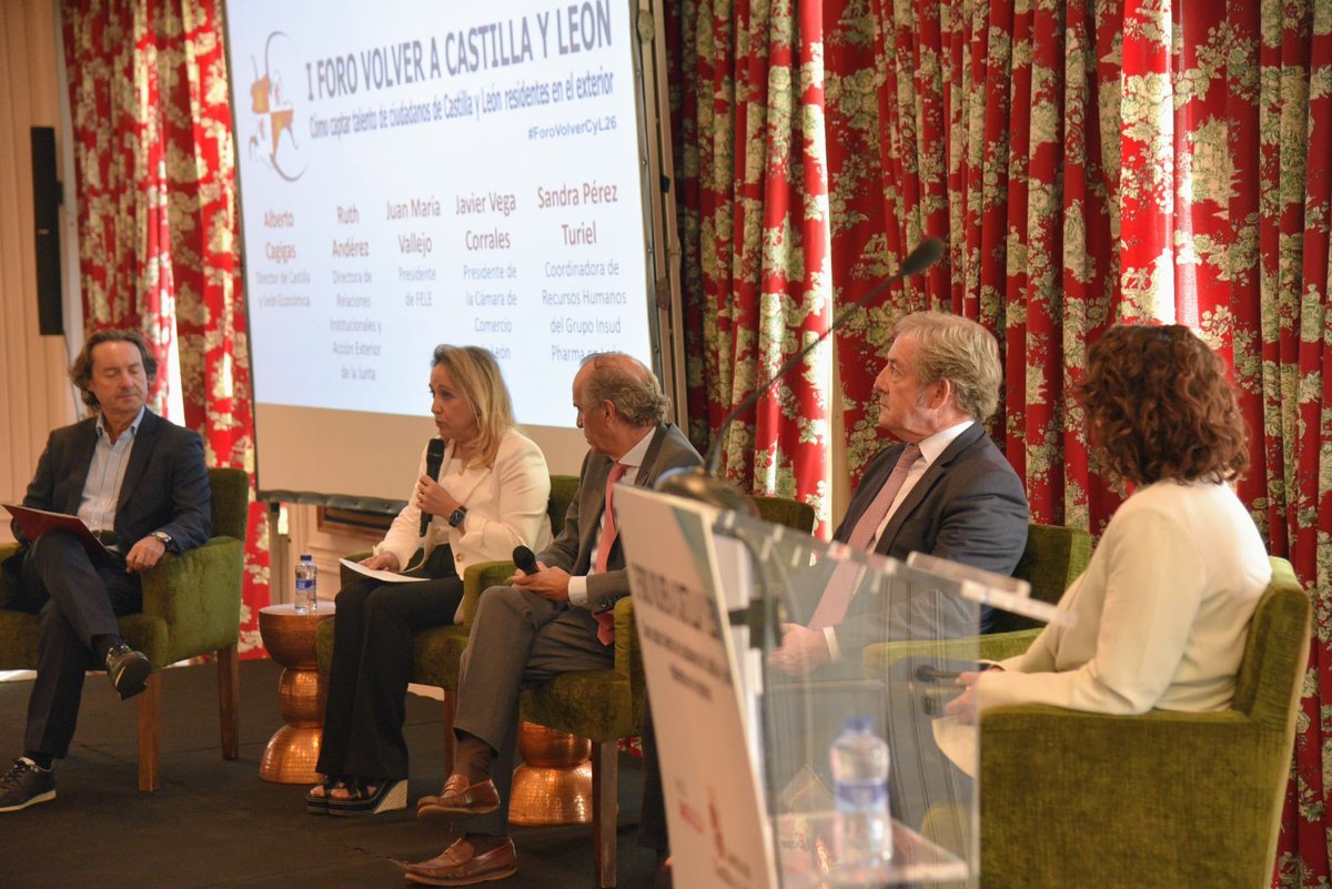 luismiggago's tweet photo. Hoy presentamos en León el balance de ‘Volver Castilla y León’ de @jcyl: 59 castellanos y leoneses regresaron a la Comunidad en 2025 con una oportunidad profesional.

Gracias a @cyleconomica por este #ForoVolverCyL26. Seguimos trabajando para que volver siempre sea una opción. https://t.co/w7ZxouBtLZ