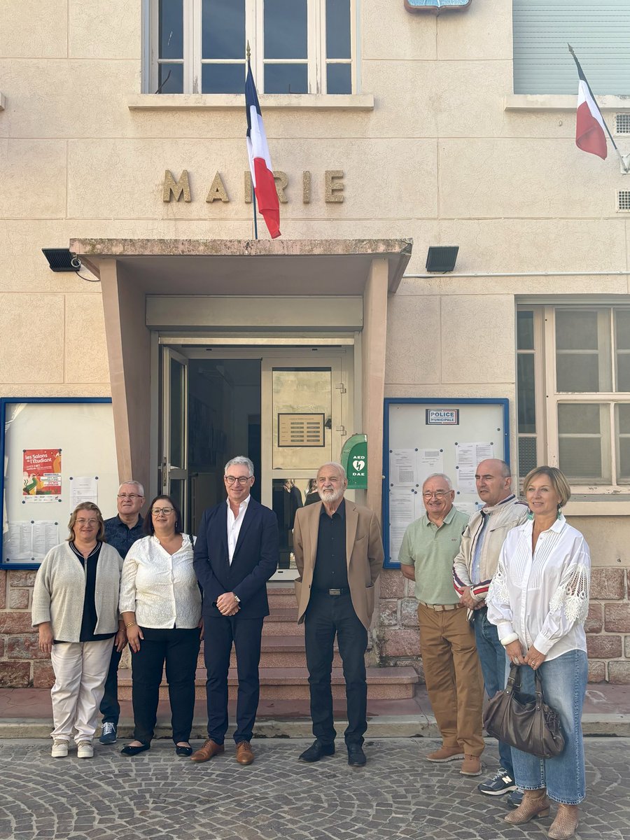 kmesquida's tweet photo. Deuxième étape de la visite territoriale du jour dans le canton de Pezenas à Pomérols. Avec les deux conseillers départementaux du canton Julie Garcin Saudo et Vincent Gaudy, nous avons été accueillis par le maire Laurent Durban et son équipe municipale. https://t.co/cfpdvzy2BV