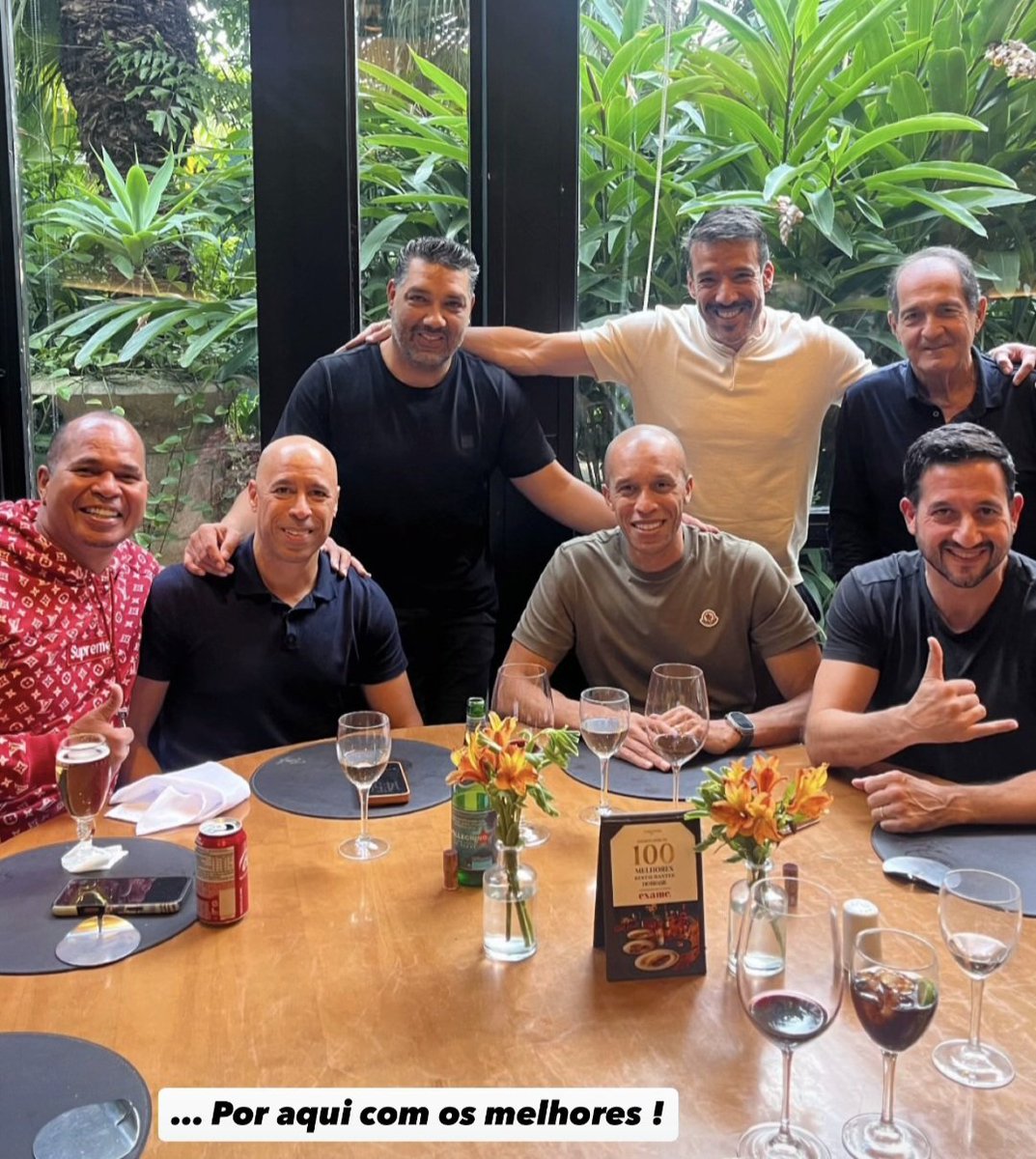 somosaopaulinos's tweet photo. 📸 O encontro dos ex-São Paulo. https://t.co/lIfTIbXVIs