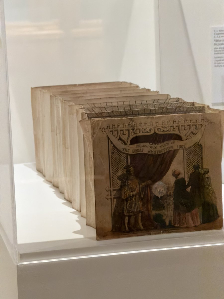 CasaBotines's tweet photo. 👀 Todo depende de la perspectiva con la que se mire.
Exposición temporal ‘Gaudí y la ciudad moderna'. Visitable hasta el 25 de octubre.
Casa Botines. Un museo renovado para Gaudí.
#exposicion #gaudi #casabotines #museo #león https://t.co/Q56rS7PbvG