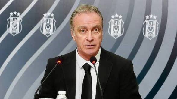 Besiktashaberlr's tweet photo. Türk futbolunun ilk gerçek sportif direktörü Önder Özen’i onurlandırma paylaşımıdır.
Daha ilk seneden bu kadar iyi işler yaptıysa sonrasını düşünemiyorum. https://t.co/OapnxE041q