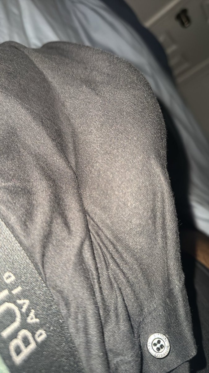 Giovaz203's tweet photo. #nsfwtwtًً #mexican I need someone grinding on my dick rn https://t.co/8Y9IhN6fvS