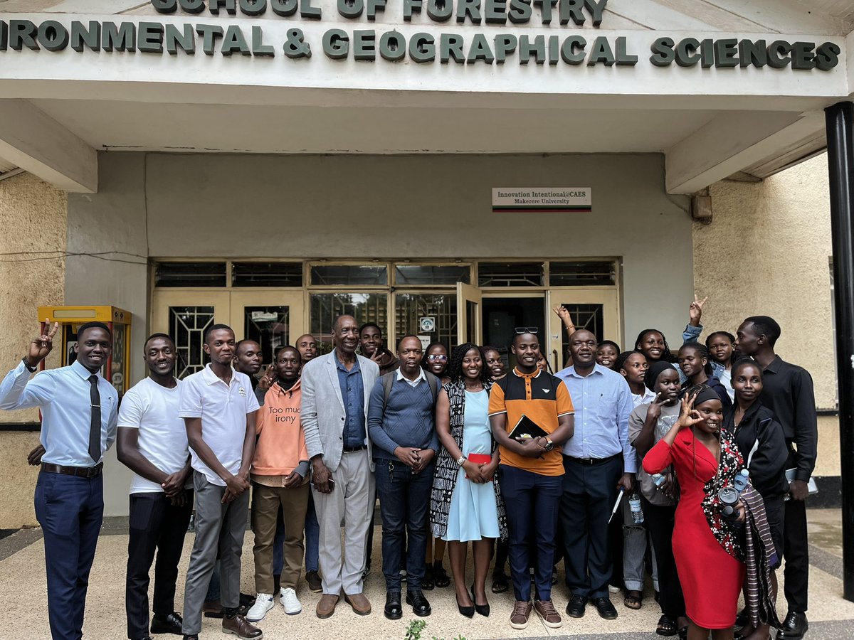 makereretourism's tweet photo. Immense gratitude also goes to our passionate tourism students who paused their regular lectures to show up, engage & invest in their professional growth
Together, at Makerere University, we truly #WeBuildForTheFuture
#MUTAPublicLecture #SustainableTourism #TourismCareers https://t.co/Hd4mvrdHVB