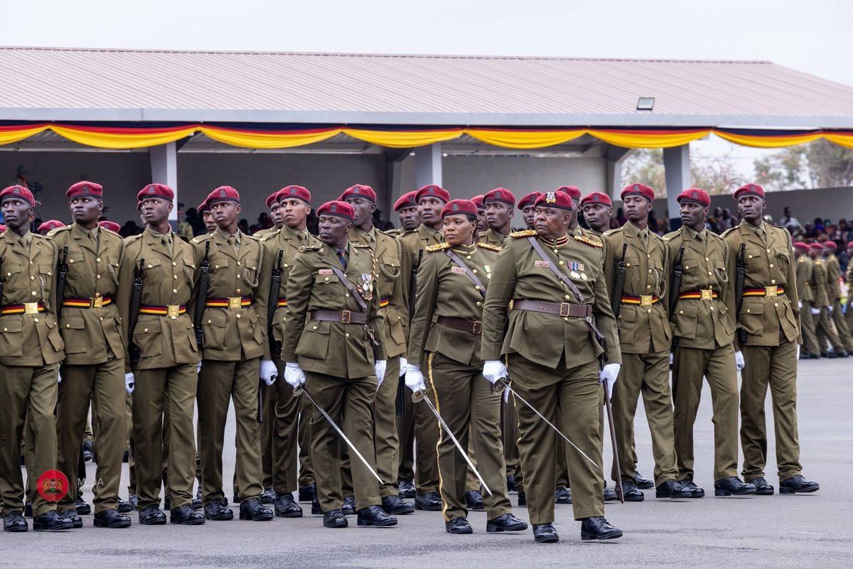 InteriorKE's tweet photo. After 9 months of training in discipline, endurance and service to our country, GSU recruits graduate to officers. https://t.co/rXrYL8NkL9
