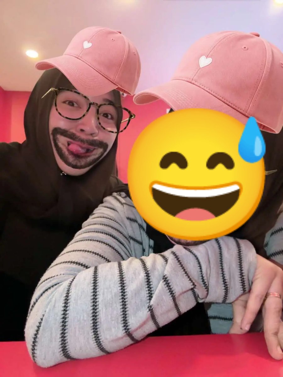 CpyyyyCs's tweet photo. wle🤪 https://t.co/RP3SixB6ZG