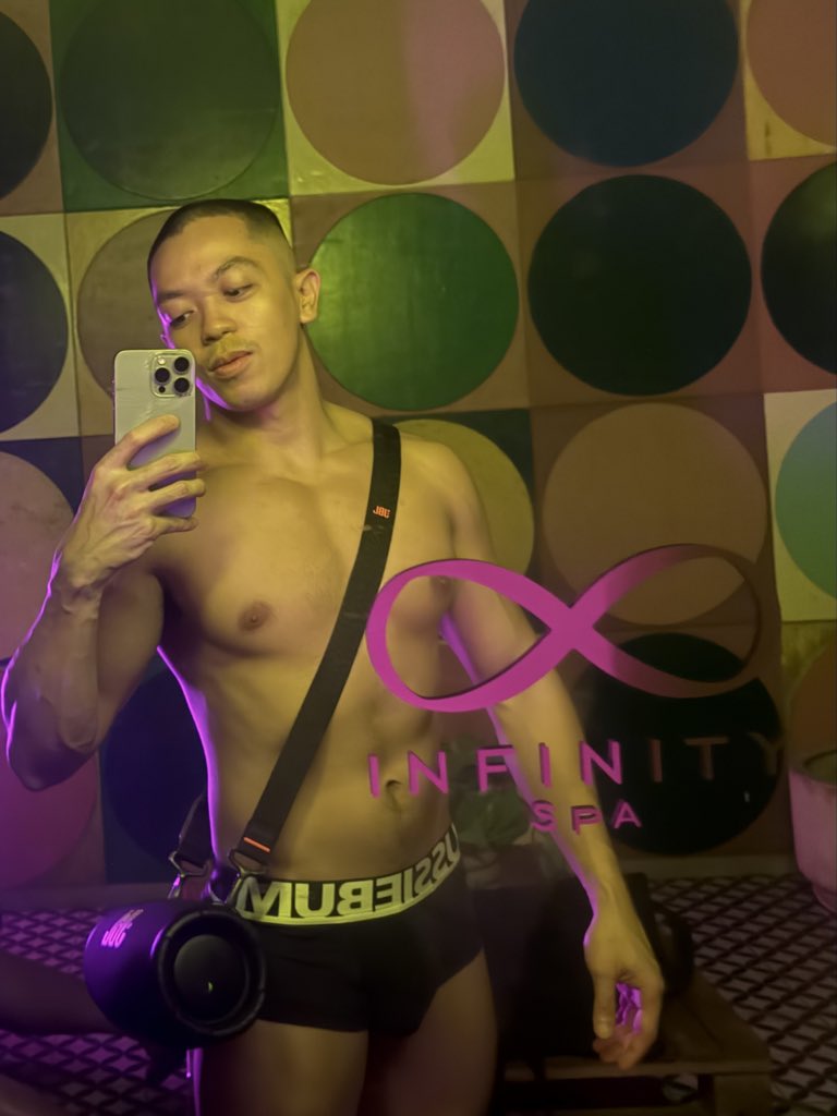 DaibenJohn's tweet photo. See you at @infinity_spa  Cubao! 🍫💦😈
I’m your Chocolate Master tonight… ready na ba kayo? 🫣🔥

Don’t just watch—come and join the fun! See you there! 🍫🔥 https://t.co/ZqpA2KvR4F