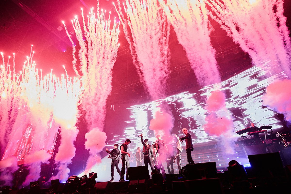 StarArena_'s tweet photo. [Official] TREASURE THE STAGE 2026 NEW WAV : LIVE IN HONG KONG

@ygtreasuremaker @tme_live
#TREASURE #THESTAGE_NEWWAV_LIVE
#트레저 #TREASUREinHK https://t.co/WTldevGvBN
