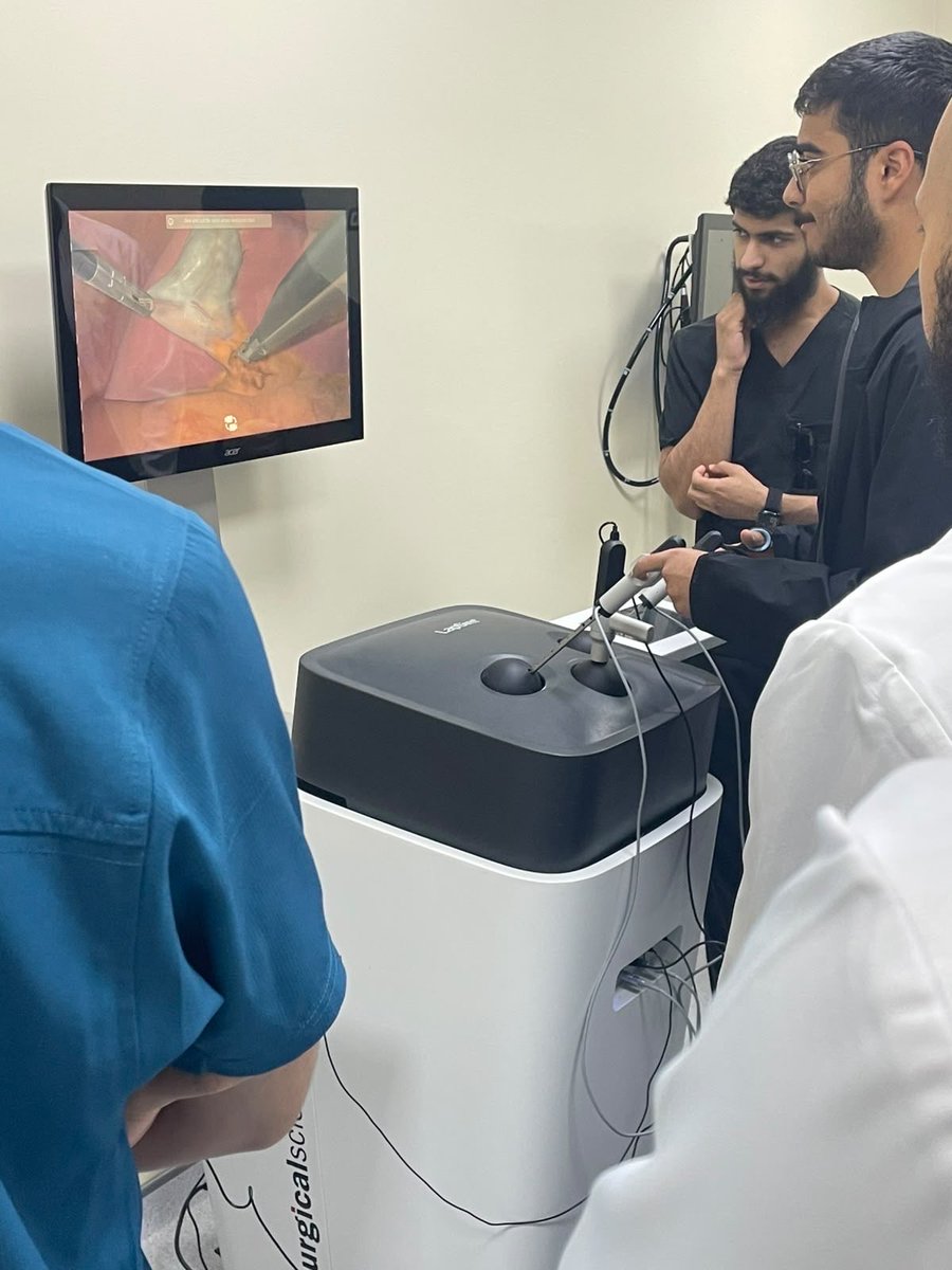 sulaimanmshg's tweet photo. الحمدلله ♥️
اقمنا اسبوع المحاكاة العالمي في كلية الطب وتشرفت بقيادة فريق متميز و اكثر من رائع
والقادم اجمل 🤚🏻
#SimulationWeek2026 #جامعة_القصيم https://t.co/4iDrcPyS0S