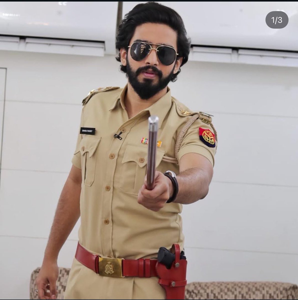 AmaalMallik's tweet photo. I will not remain silent when my work, my collaborators & the rightful recognition of artists are at stake.

Actor ho. 
Director ho. 
Producer ho. 
Label ho. 
Ya Media Khud Ho 🤡

Accountability applies to everyone.

I didn’t spend my career finding my voice only to surrender it when it finally matters.

When we are right, we will not budge, saamne kitna bhi powerful insaan khada ho.

Attaching below three images and you will see what I’m actually fighting for.

Not interested in any further conversation, don’t get me upset and trust me do not anger my fans.

The court has been adjourned until next time👨🏼‍⚖️

- Amaal Mallik 🙏🏻