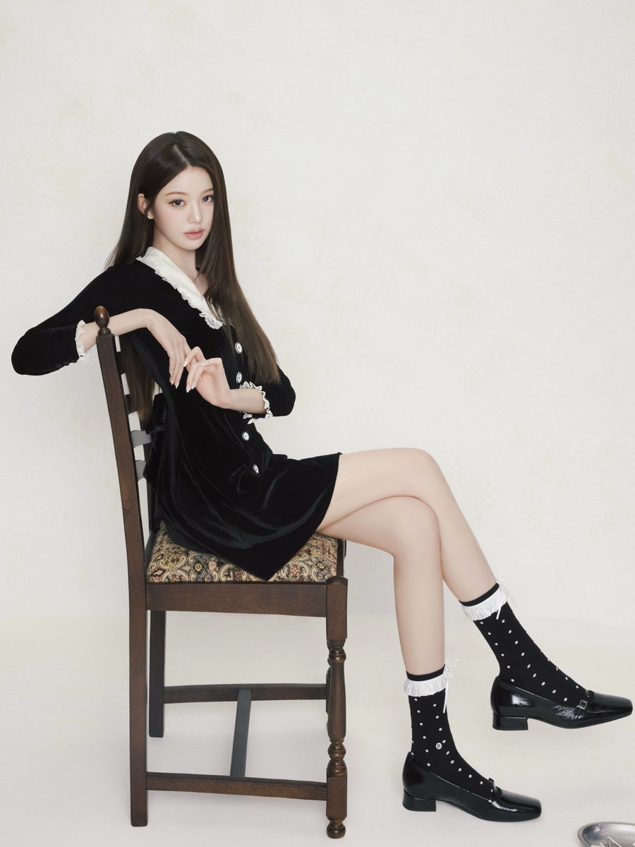 wonyoungdollz's tweet photo. Wonyoung for STANCE 🖤 https://t.co/BH0cCRmVMu
