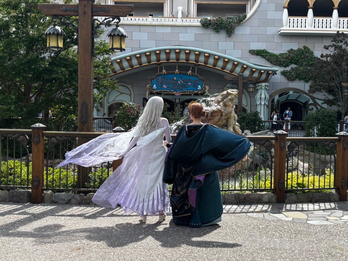 latte_cos_o's tweet photo. ❄️👑 https://t.co/d6AIXEDxKU