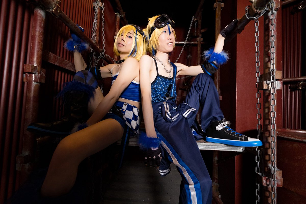 0rin_cos0's tweet photo. 【コスプレ/Cosplay】

〜ボーカロイド〜
鏡音リン・鏡音レン

〜ﾓｼﾞｭｰﾙ〜
ﾊﾞｰﾆﾝｸﾞｽﾄｰﾝ🔥
ﾗｲﾄﾆﾝｸﾞｽﾄｰﾝ⚡️

鏡音リン→りんご飴
鏡音レン→@_lr_kei 

📸様→@ManaitaLN 

#0808ライバニ併せ https://t.co/Ywlbx3qjpT