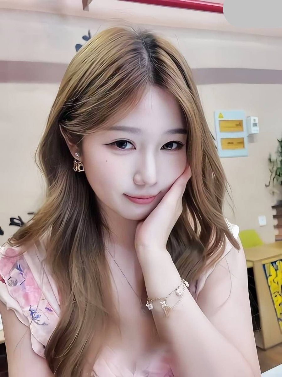 BunyyyX69's tweet photo. Lộ clip với người yêu cũ em cực dâm dục và đĩ thoã xem lại nứng vl 🥵
P1 https://t.co/9kAKOps4HG