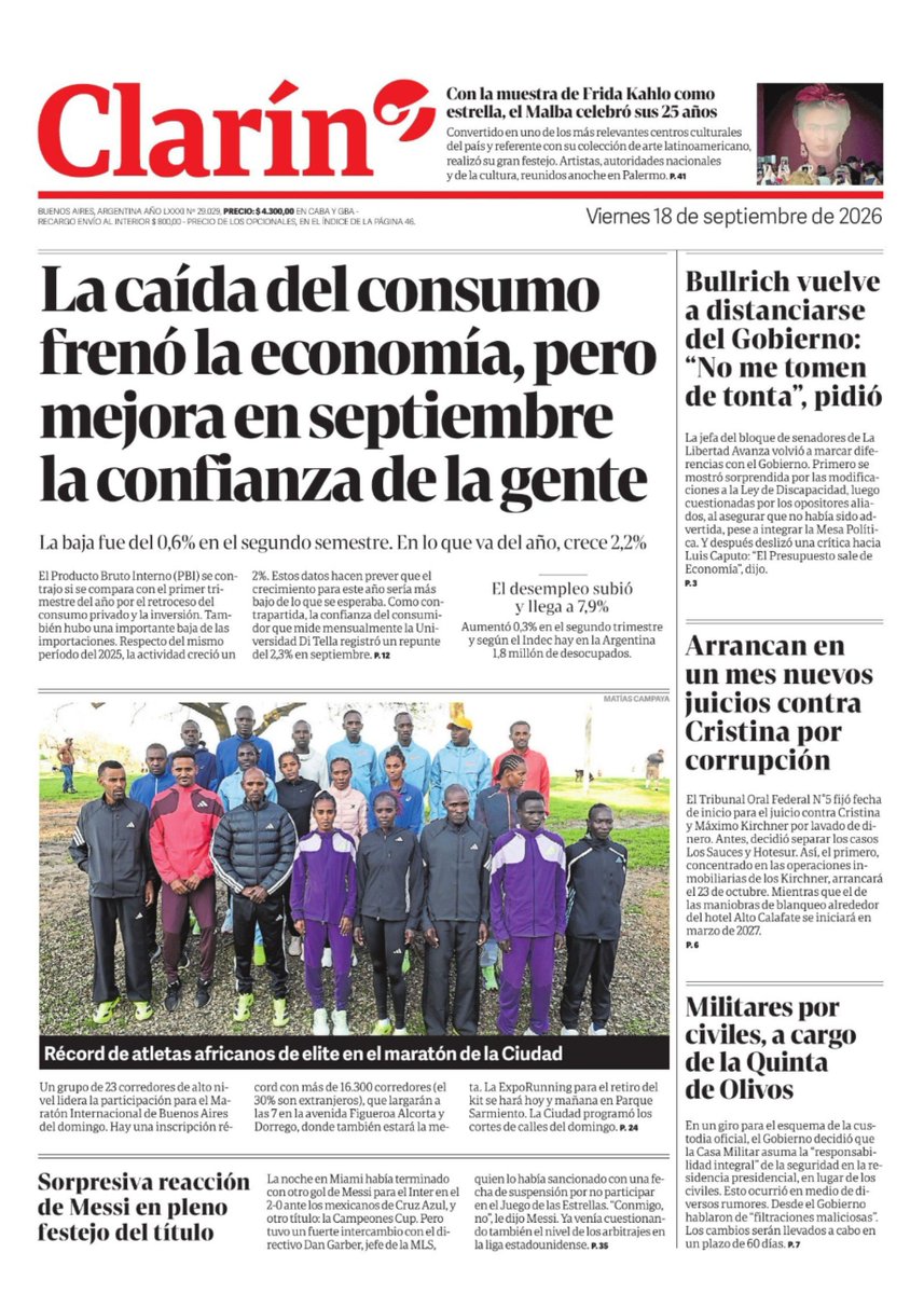 jotaalonso's tweet photo. Viernes. Los evasores al Fisco festejan por "inocencia fiscal". El Estado no recauda dinero de los ricos, son los más pobres los que soportan la peor carga de impuestos. En tanto, el gobierno propone crear una Gestapo del pensamiento con la delirante excusa del "terrorismo". 
Página/12 revela la verdadera cara de Javier Gerardo Milei y su plan de Seguridad Nacional. La Nación alarma por la amenaza a la libertad de expresión y de prensa. Clarín visualiza
"confianza" entre la gente. El Grupo de Héctor Magnetto hace periodismo quiromante y de guerra. Y como era obvio atizan el fuego de las causas inventadas contra CFK para culminar de suprimirla. No es ella sola la persona presa: la sociedad (si existe aún una sociedad) está en libertad condicional ante el Consejo de Seguridad Nacional y el arribo de las fuerzas armadas a la Seguridad Interior. Un proyecto de Ley promovido por el Poder Ejecutivo que viola la reforma constitucional de 1994. 
No se trata de perros o de despidos en la Quinta de Olivos: está en severo riesgo el sistema democrático y el gobierno lanza una cacería antes de las próximas elecciones. 
El experimento liberal libertario se basa en el control de las emociones de los sujetos en base a la muerte de la subjetividad. Un plan criminal. La neolengua y las acciones concretas de Javier Gerardo Milei atentan contra jubilados, jóvenes vulnerables, docentes y estudiantes universitarios y personas con diversas discapacidades. 
Un sistema de exterminio.